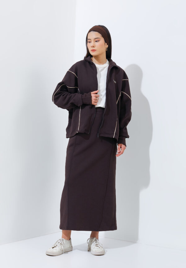 Kalerd Convertible Sweater-to-Bag (Brown)